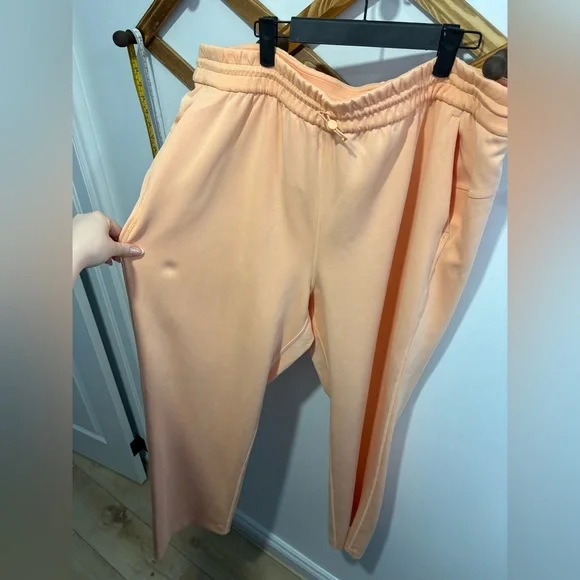 Lululemon Softstreme High-Rise Pant *Regular - Picture 6 of 12